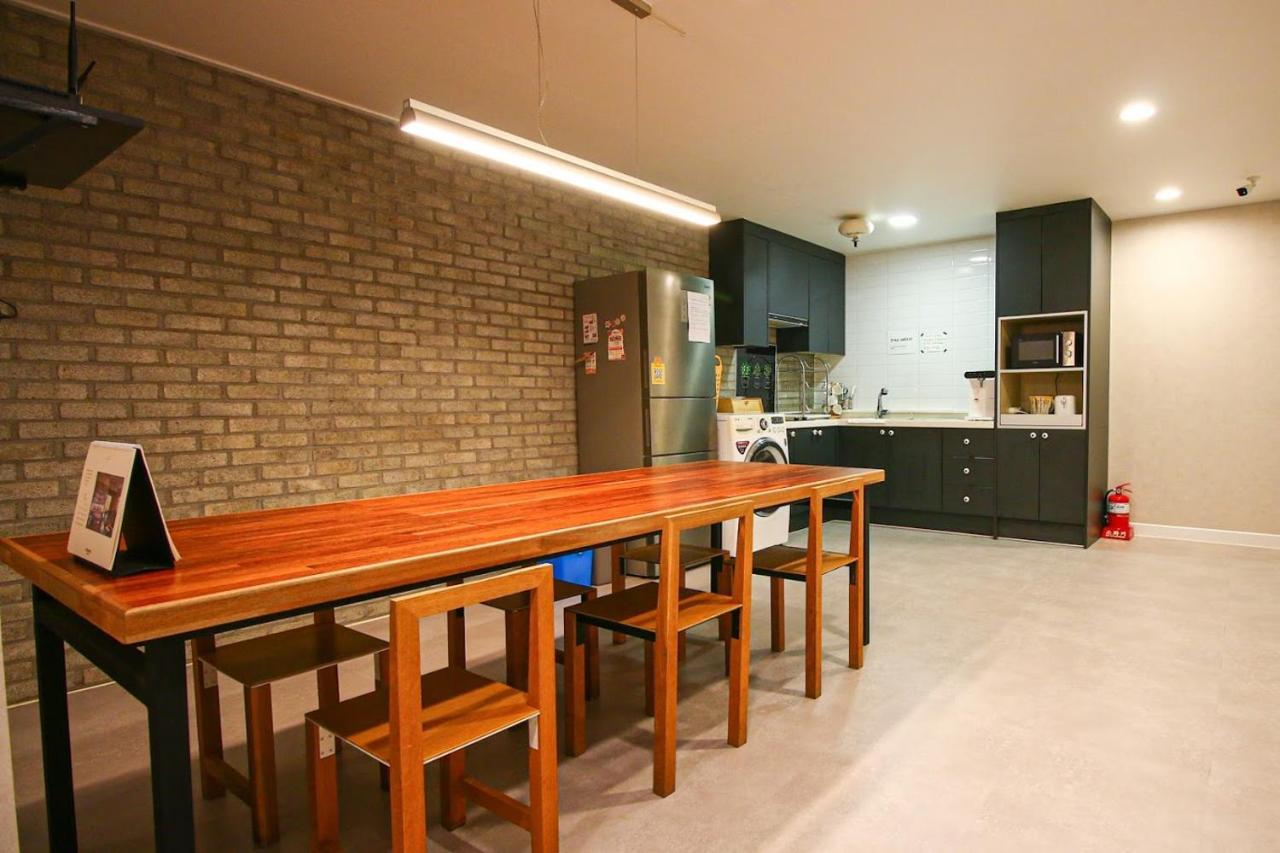 Lighthouse Guesthouse Mokpo Buitenkant foto